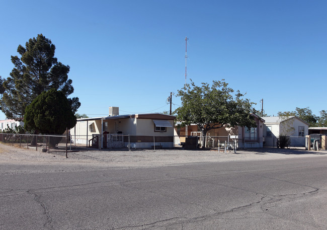 3155-3157 E Holladay St in Tucson, AZ - Building Photo - Building Photo