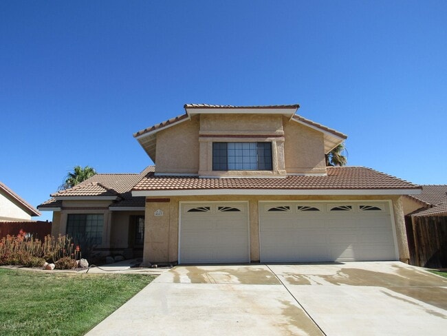 property at 4667 Cocina Ln