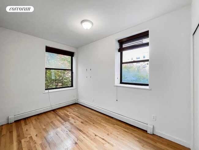 315 W 116th St in New York, NY - Building Photo - Building Photo