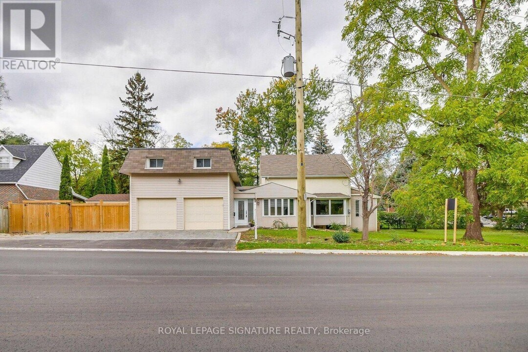 119 Main St S in Brampton, ON - Building Photo