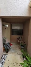 154 NW 98th Terrace in Plantation, FL - Building Photo - Building Photo