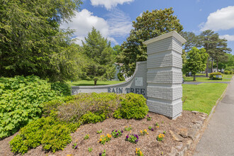 Raintree Apartments in Knoxville, TN - Building Photo - Building Photo