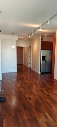 501 N Clinton St, Unit 1503 in Chicago, IL - Building Photo - Building Photo