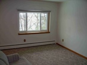 503 Garfield Ave in Marquette, MI - Building Photo - Other