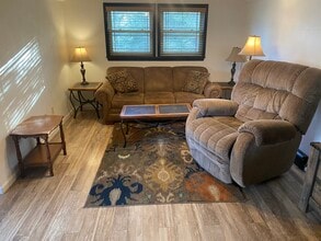 1637 Otlahurst Dr, Unit 1637 Otlahurst Dr Apt 7 in Fairmont, WV - Building Photo - Building Photo