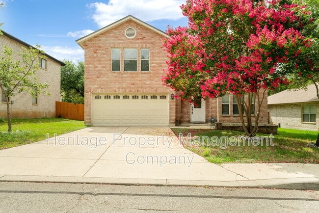 17427 Sapphire Rim Dr in San Antonio, TX - Building Photo - Building Photo