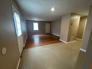 14 Tina Dr in Brownsville, TN - Building Photo - Building Photo