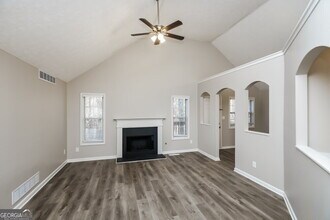 2740 Owens Dr in Marietta, GA - Building Photo - Building Photo