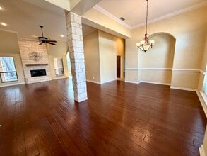 710 Huntwick Ln in Tyler, TX - Building Photo - Building Photo