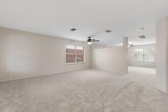 1815 Brentwood Dr in Leander, TX - Building Photo - Building Photo