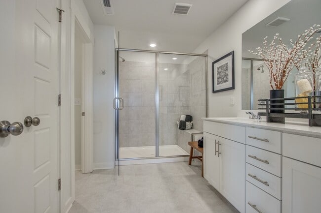 417 Wind Dance Dr in Lebanon, TN - Building Photo - Building Photo