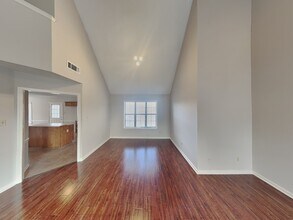 7348 Ginger Snap Cove, Unit 2445431 in Memphis, TN - Foto de edificio - Building Photo
