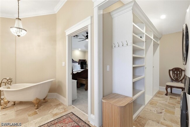 property at 1748 Jewel Box Dr