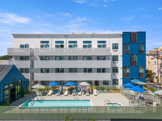 4Mica LA in Los Angeles, CA - Foto de edificio - Building Photo
