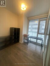426-1426 University Ave in Toronto, ON - Building Photo - Building Photo