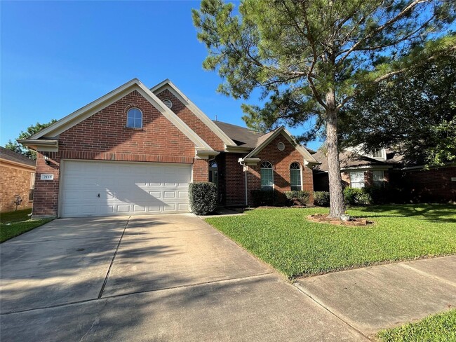 property at 2115 Hollyfield Ln