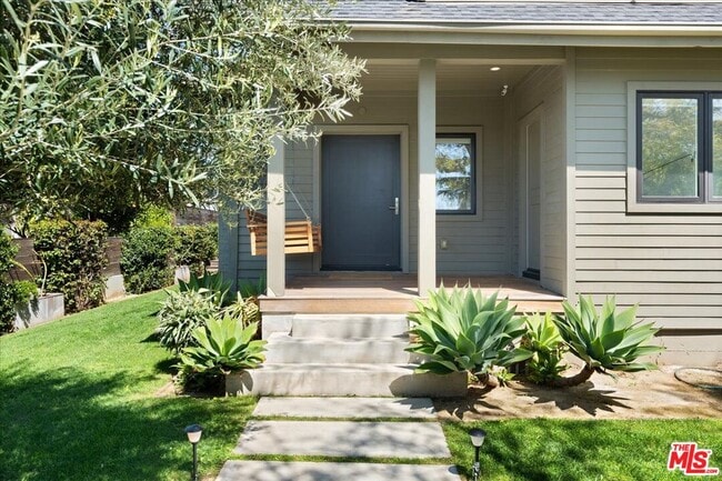 4525 Melbourne Ave in Los Angeles, CA - Building Photo - Building Photo