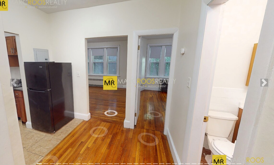 19 Lancaster Ter, Unit 307 in Brookline, MA - Foto de edificio