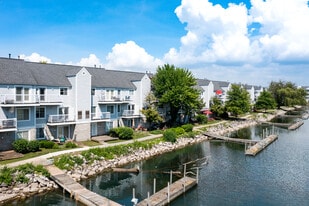 Grayhaven Marina Village