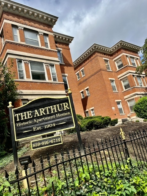 The Arthur Apartments in Covington, KY - Building Photo - Building Photo