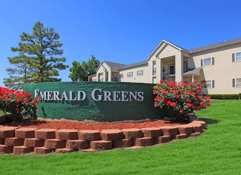 Emerald Greens in Norman, OK - Foto de edificio