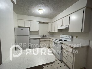 2649 NE Wasco St in Portland, OR - Building Photo - Building Photo