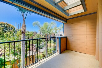 4007 Layang Layang Cir in Carlsbad, CA - Building Photo - Building Photo