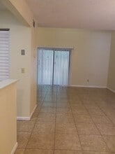8427 Pineverde Ln in Jacksonville, FL - Building Photo - Building Photo