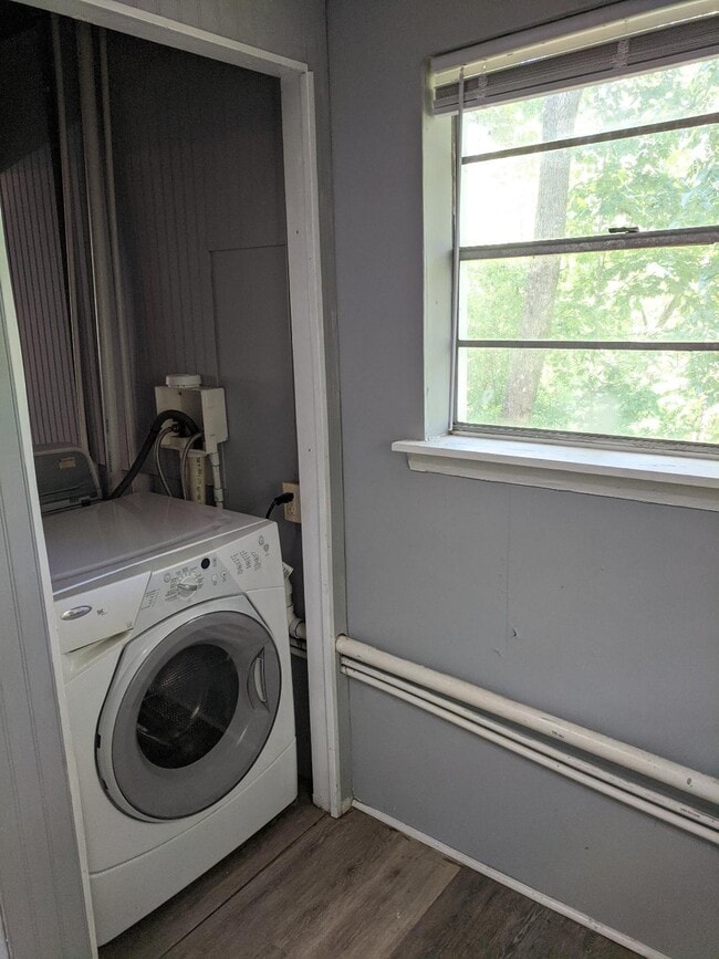 property at 1425 N Willow Ave