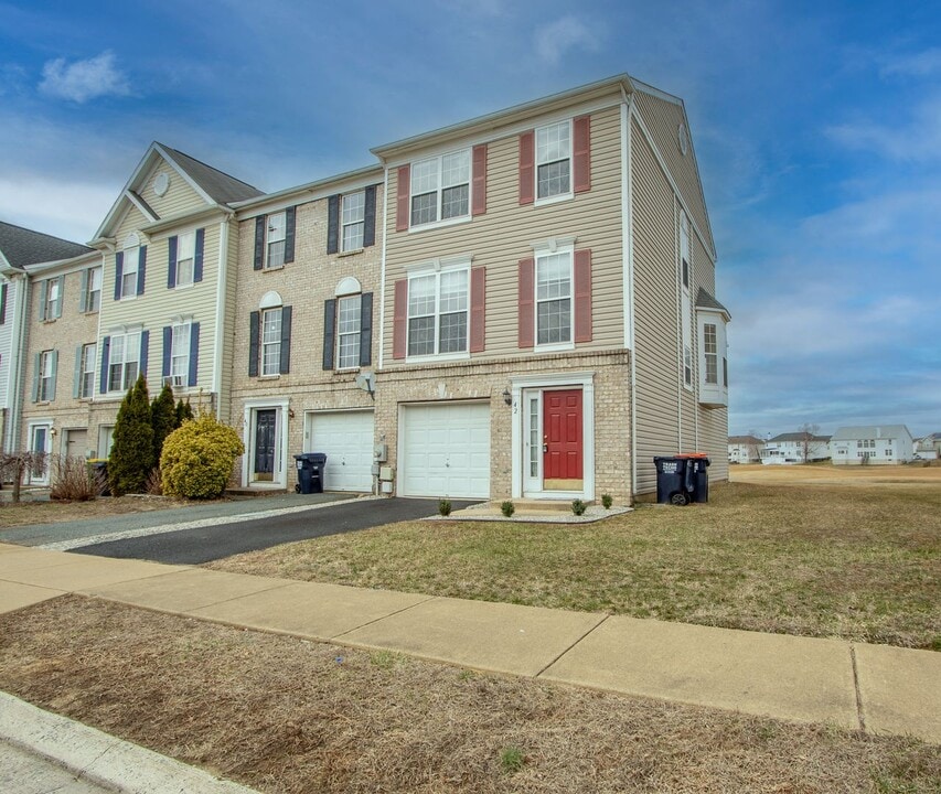 42 W Sarazen Dr in Middletown, DE - Foto de edificio