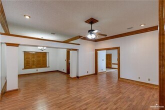 20 N 21st St in McAllen, TX - Building Photo - Building Photo