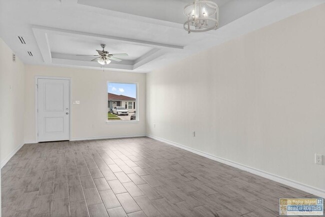 690 Seminole Ln in Brownsville, TX - Building Photo - Building Photo