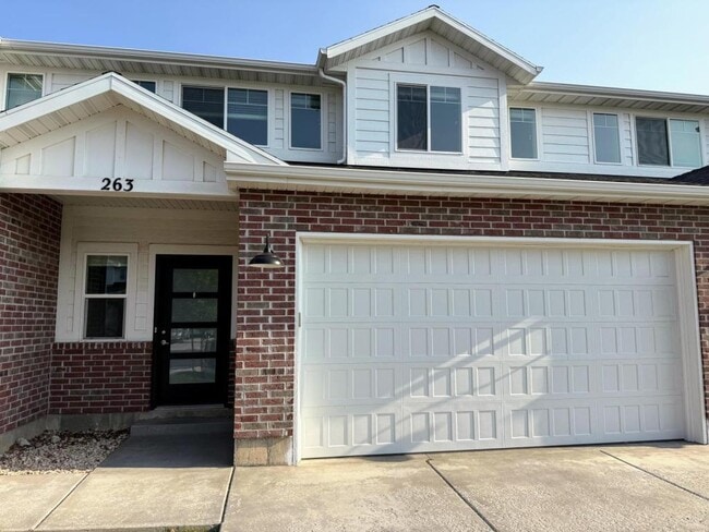 property at 263 E 1500 N St