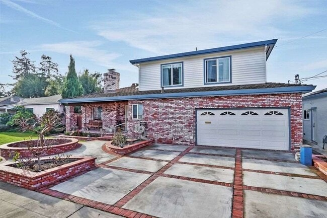 property at 37449 Rockwood Dr