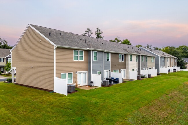 Mintworth Commons in Matthews, NC - Building Photo - Building Photo