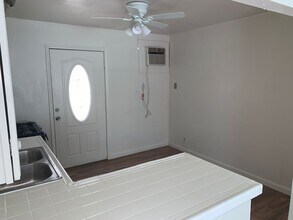 124 W 8th St in Tracy, CA - Building Photo - Building Photo