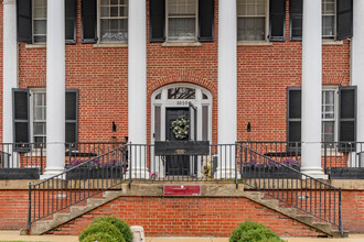 Aspen Square at the Parks in Washington, DC - Foto de edificio - Building Photo