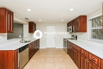 3914 Pensdale Dr in Port Richey, FL - Building Photo - Building Photo