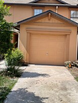 7765 Highchair Ln in Jacksonville, FL - Building Photo