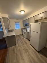 7837 Kavanagh Rd in Dundalk, MD - Building Photo - Building Photo