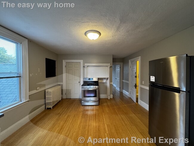 16 Cutter St, Unit #2R