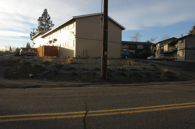 202 N 66th Ave in Yakima, WA - Building Photo - Building Photo