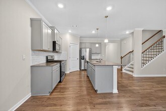 5884 Screech Owl Dr in Flowery Branch, GA - Building Photo - Building Photo