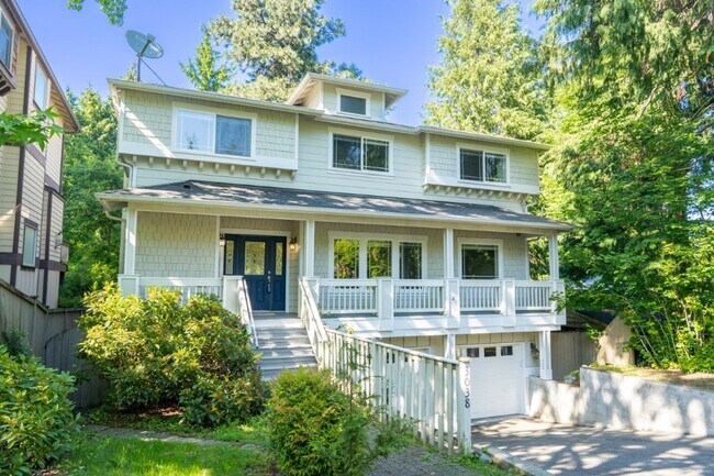 property at 3038 NE 95th St