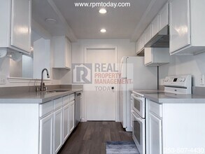 334 Tacoma Blvd S in Pacific, WA - Building Photo - Building Photo