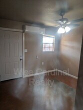 901 11th St in Seagraves, TX - Building Photo - Building Photo