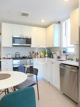 194 Green St in Boston, MA - Foto de edificio - Building Photo