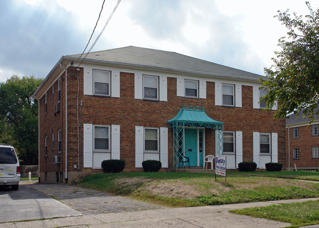 1711 Portman Ave in Cincinnati, OH - Foto de edificio - Building Photo