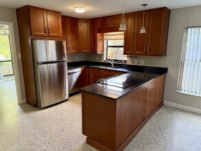 3622 W Mullen Ave in Tampa, FL - Building Photo - Building Photo