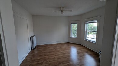 294 Boston Ave in Medford, MA - Building Photo - Building Photo